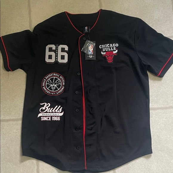 NBA Other - NBA Black and Red Chicago Bulls Jersey